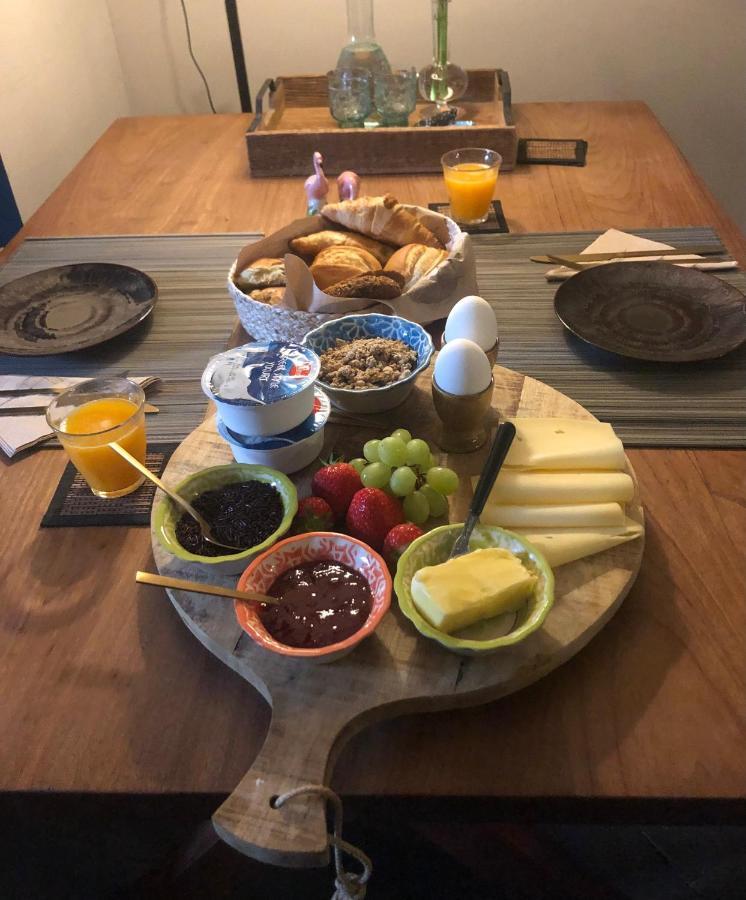 Het Opgemaakte Bed Acomodação com café da manhã Haps Exterior foto